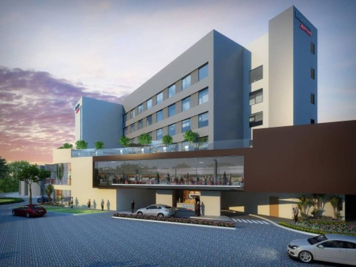 Llega Fairfield by Marriott San Salvador