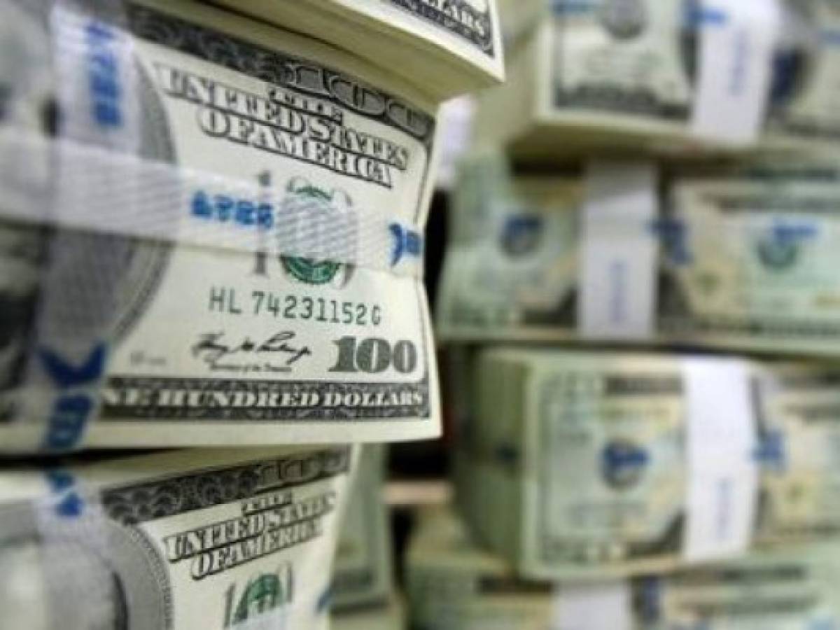 El Salvador necesita aprobar US$1.200 millones para pagar deuda