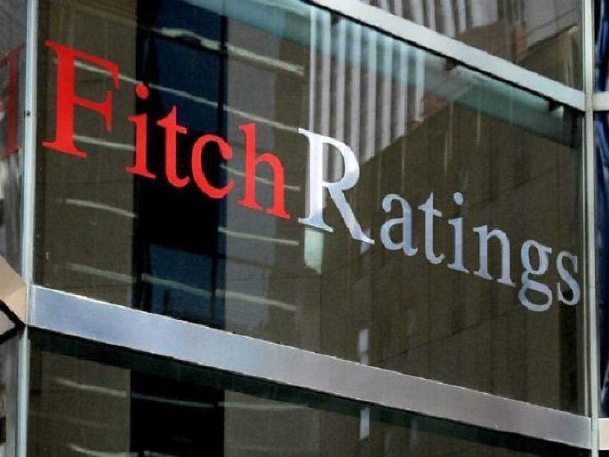 Fitch rebaja calificación de Guatemala