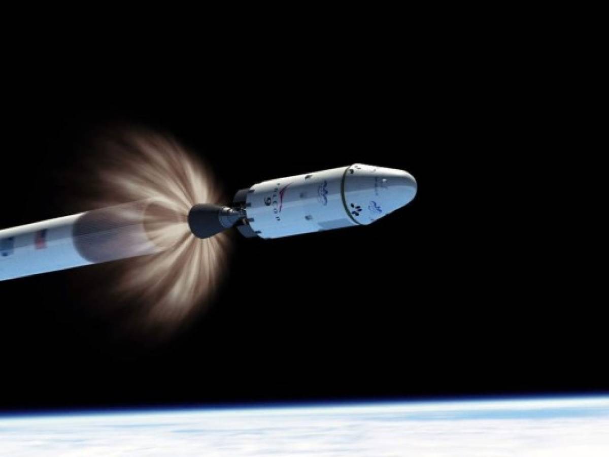 EE.UU. da 'luz verde' a SpaceX para red de banda ancha vía satélite