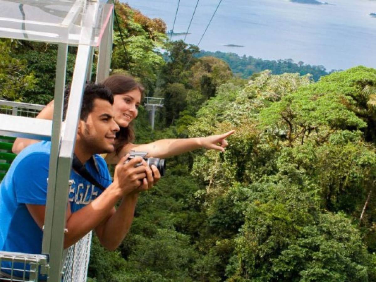 Turismo en Costa Rica se recuperó 43% en 2021