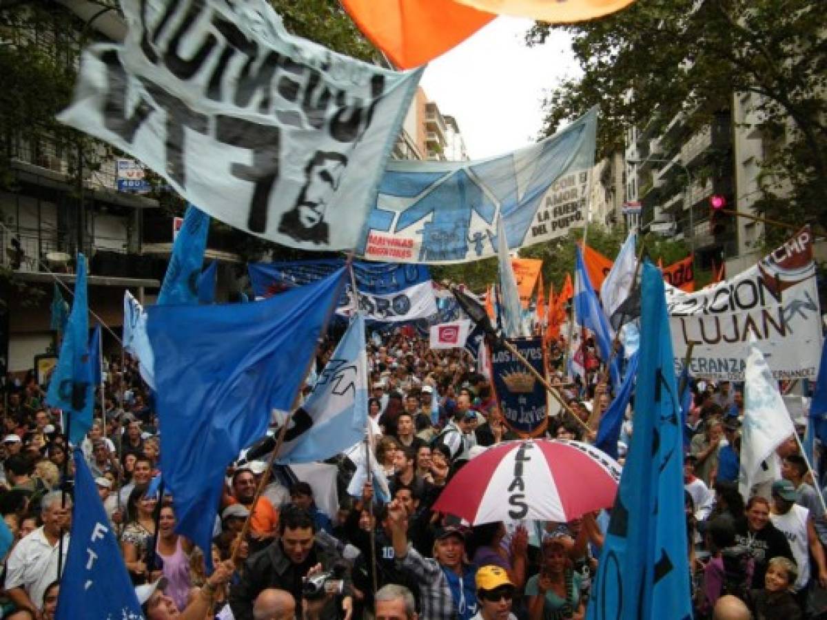 América Latina es la región más desconfiada del mundo
