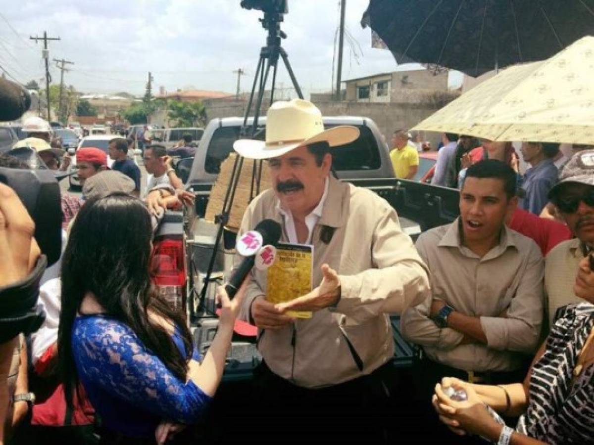 'Mel' Zelaya confirma que aspira a reelección presidencial en Honduras