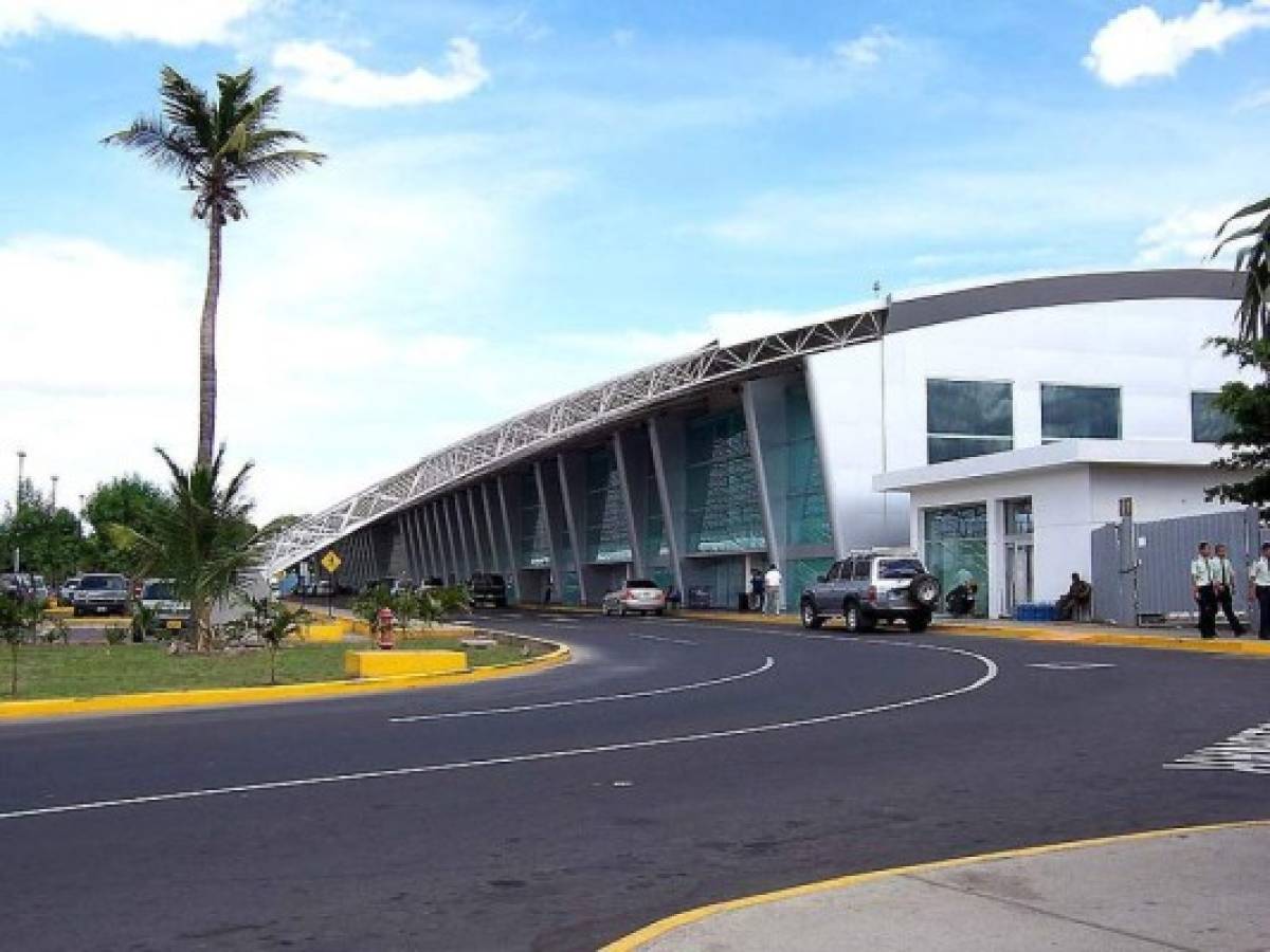 Aeropuertos nicaragüenses registran saldo rojo