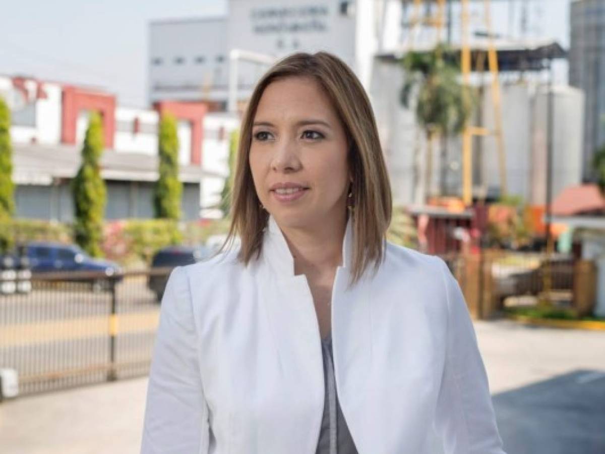 Paola Bondy, la primera mujer y la persona más joven en ocupar la presidencia de Cervecería Hondureña. Recientemente, fue nombrada Presidente BU (Business Unit) para Honduras y El Salvador de AB InBev.