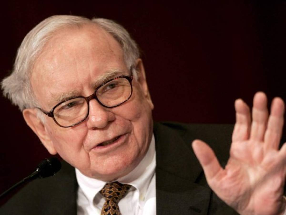 Buffett cierra la mayor compra de su historia por US$37.200 millones