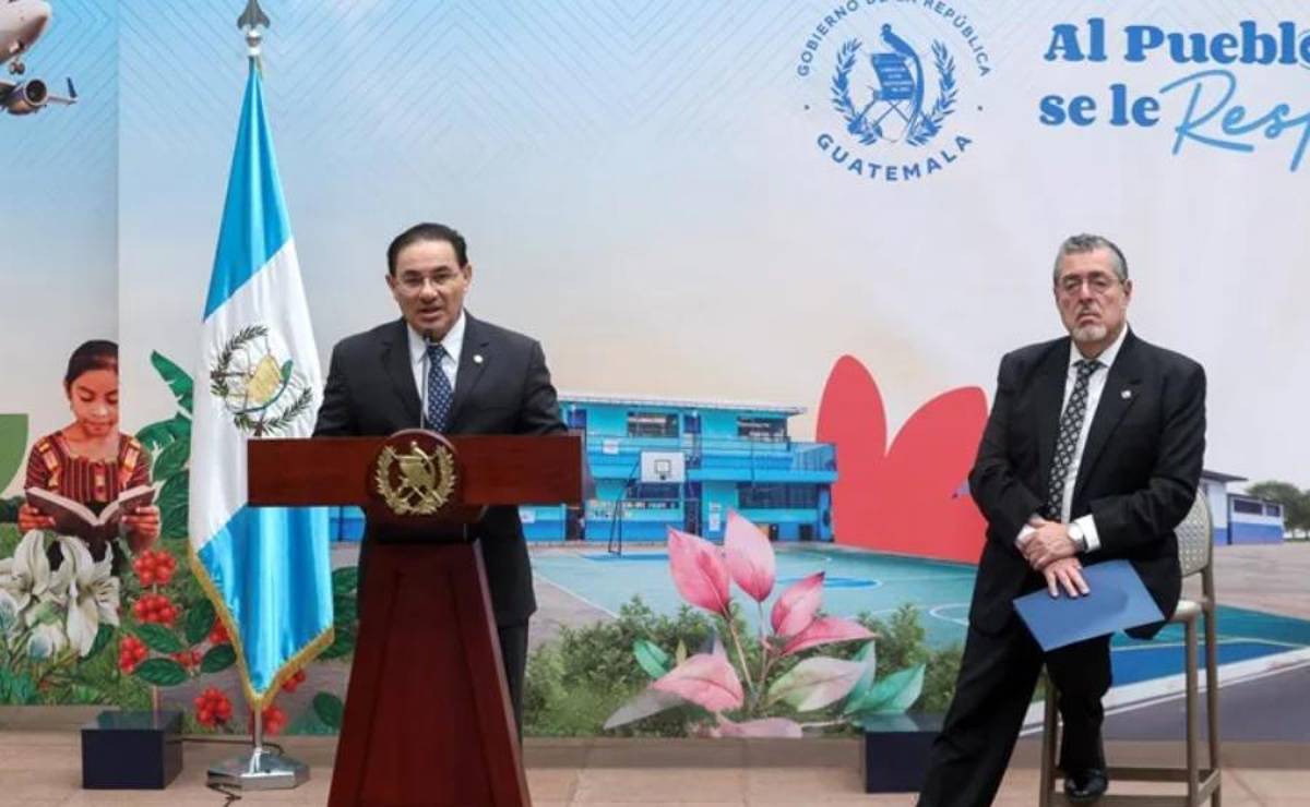 <i>“Vamos a utilizar todos los recursos del Estado para arreglar esta situación de una vez por todas”, afirmó el ministro de Gobernación, Marco Antonio Villeda. (Foto: EFE)</i>