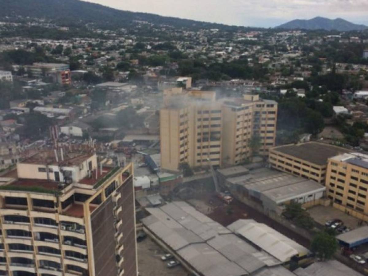 El Salvador: Más de 20 personas afectadas por incendio