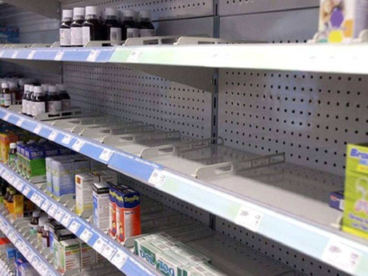 Venezuela: control de medicamentos y fuga de médicos