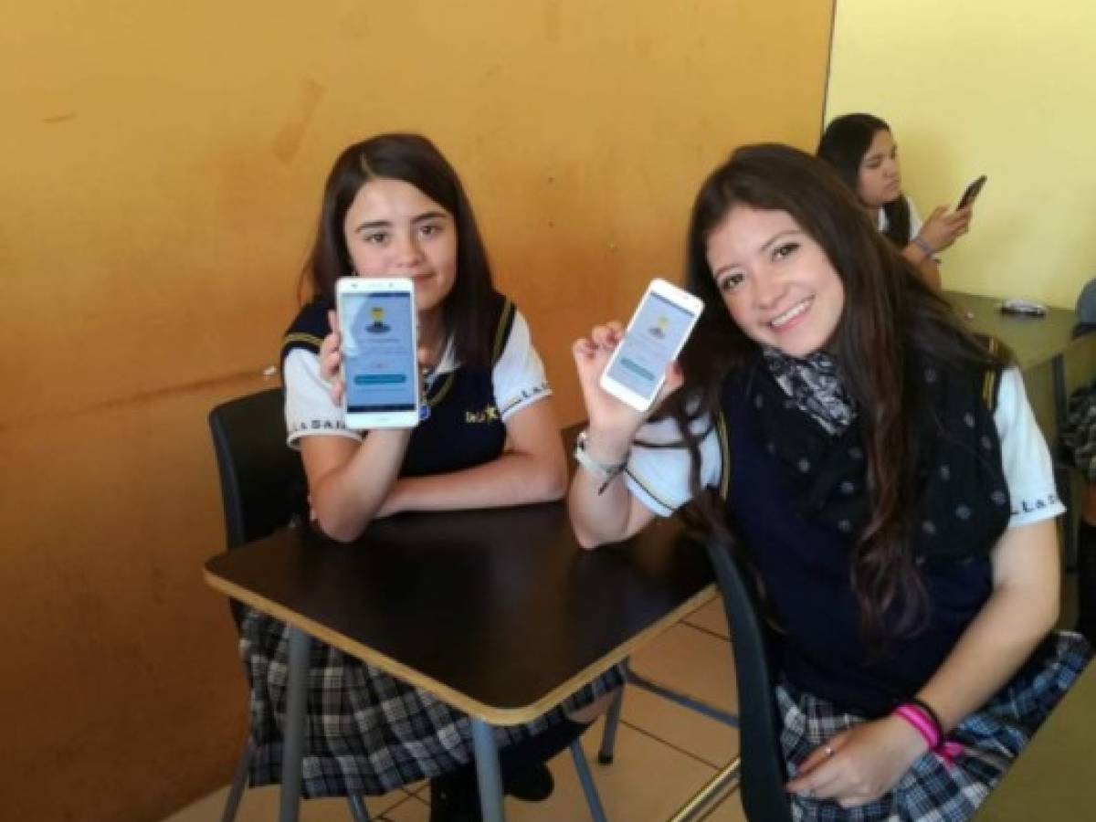 Tigo Guatemala, en alianza con Sheva, desarrolla el programa Mujeres Conectadas