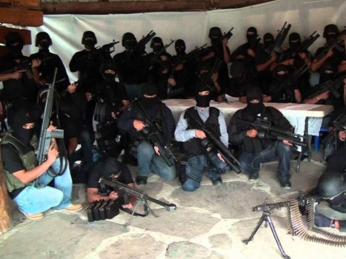 México: narcos derriban helicóptero militar