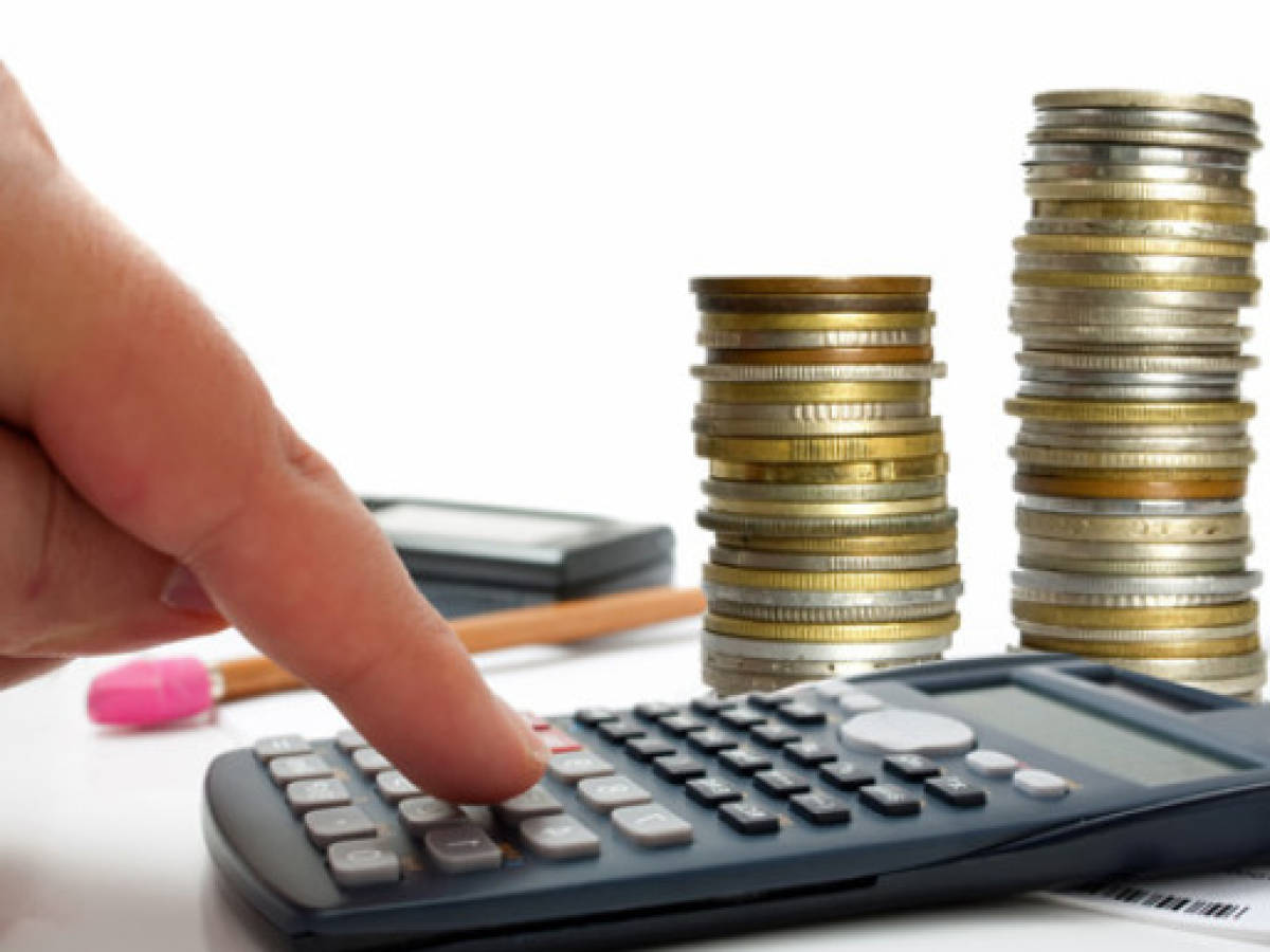 Sindicatos de Costa Rica aceptan aumento de US$10 del gobierno