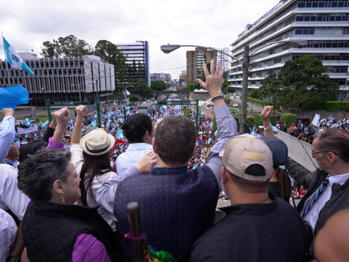 Bernardo Arévalo: Guatemala vive una nueva revolución en defensa de la democracia