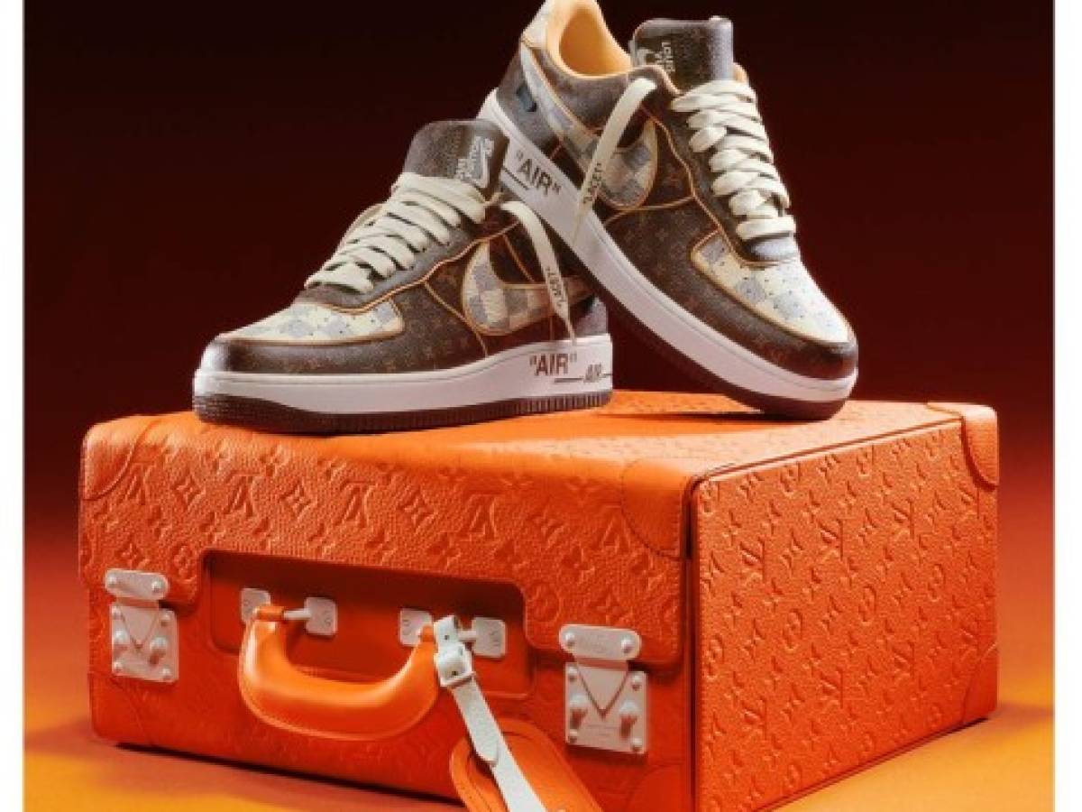 Zapatos Vuitton-Nike alcanzan los US$25 millones