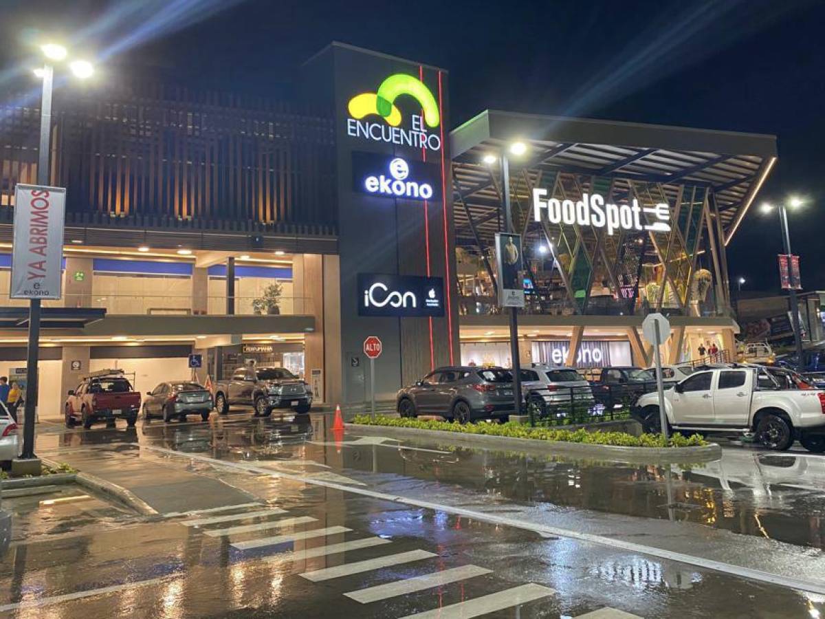 Costa Rica: Plaza comercial promete reactivar la economía de la zona norte del país con más de 500 empleos