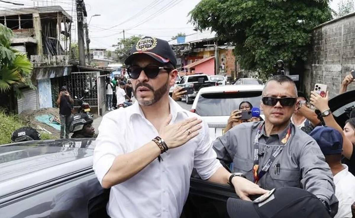 <i>Aquí está el Chocó, vengan más, conozcan sus posibilidades, inviertan, les vamos a dar toda la protección física y jurídica, dijo el Presidente De la Espriella a los empresarios convocados. (Foto: EFE)</i>
