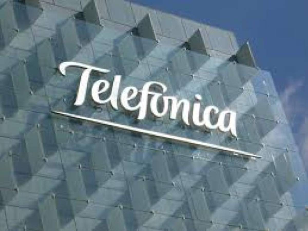 Telefónica negocia compra de operador mexicano