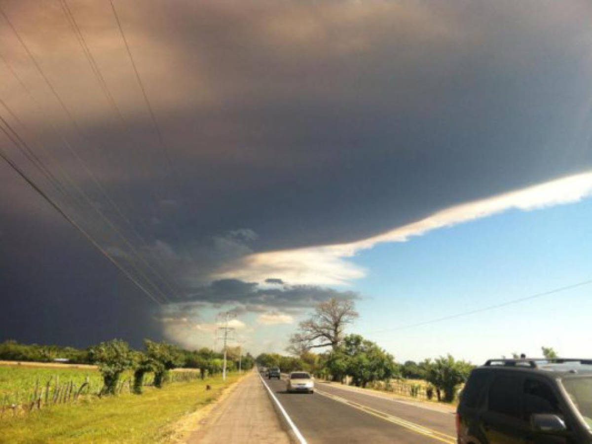 El Salvador: 2.000 evacuados por erupción del Chaparrastique