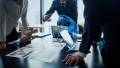 <i>La atracción de capital abre una oportunidad. Su contribución más duradera se reconoce cuando deja empresas locales más competitivas, trabajadores mejor preparados. (Foto: Shuttterstock)</i>