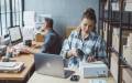 El potencial tecnológico de los emprendedores se apoya en avances en telecomunicaciones: 56.1 % de la población de Guatemala usa internet. Foto de iStock