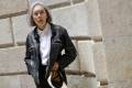 <i>La canadiense Anne Carson ha ganado el Premio Nobel de Literatura 2026 por su obra audaz e inventiva que, en diálogo lúdico con la tradición clásica, ha creado nuevas formas para la literatura contemporánea, anunció la Academia Sueca. EFE/Toni Albir</i>