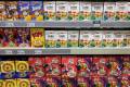 <i>Vista de algunos productos de la línea de cereales de WK Kellogg, empresa comprada por el grupo italiano Ferrero. EFE/Miguel Gutiérrez</i>