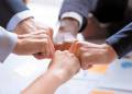 <i>Todas las empresas generan mayor confianza en los millennials sin embargo, hay dos que logran un desempeño excepcional entre esa generación, logrando un 78,3 %: Diunsa y Ficohsa. FOTO ISTOCK</i>