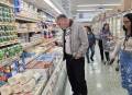 El índice de alimentos consumidos en el hogar subió un 0,1%, mientras que de los alimentos consumidos fuera del hogar aumentó un 0,3%. (Foto: EFE)