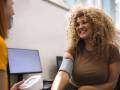 La salud de la mujer debe priorizarse como un derecho que genere bienestar y atención oportuna
