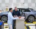 <i>GM contabilizó en el tercer trimestre US$238 millones en cargos relacionados con la reestructuración de su capacidad y su red de producción de vehículos eléctricos (VE), frente a US$1.592 millones un año antes. (Foto: Cortesía)</i>