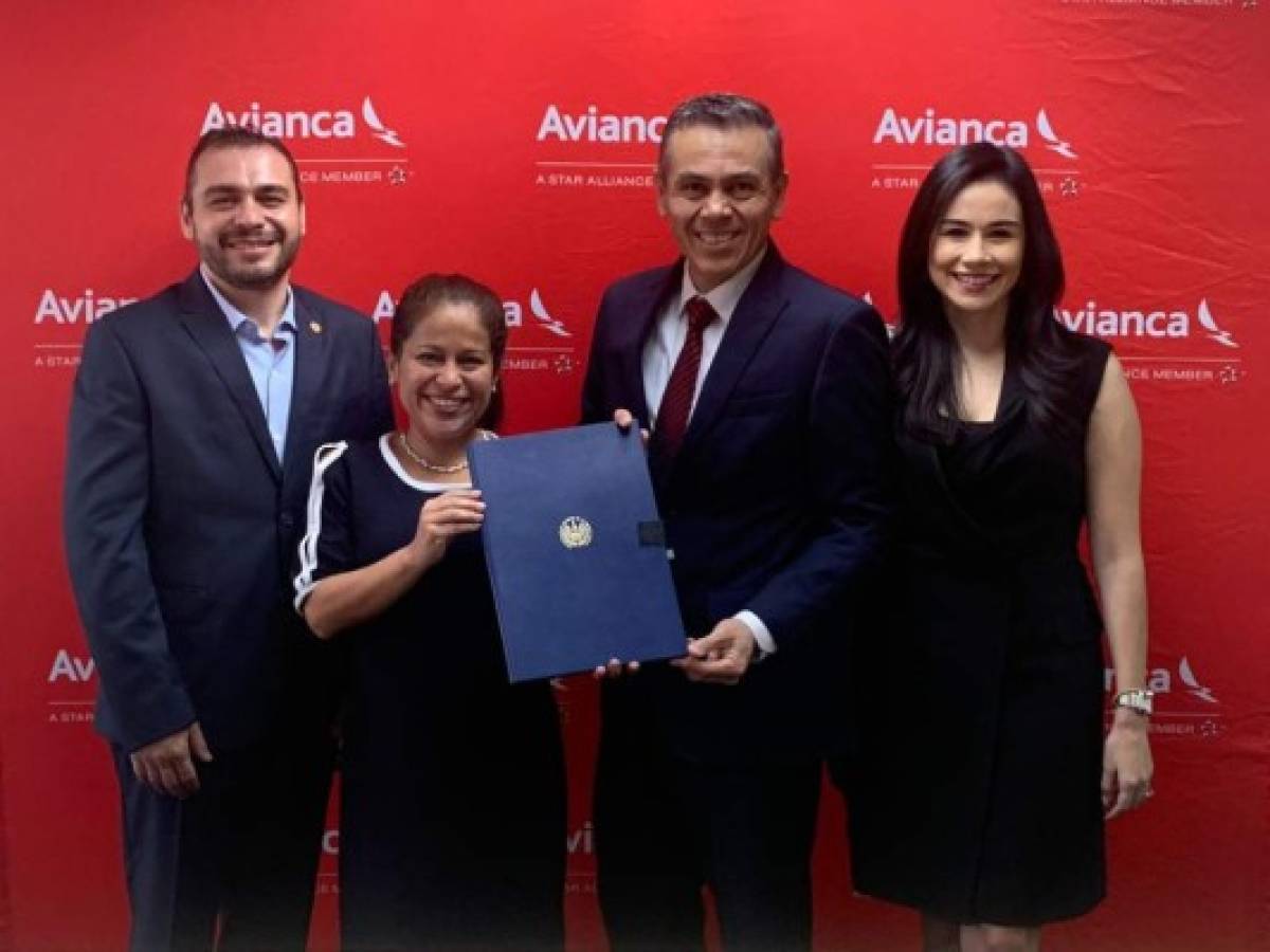 Avianca ofrecerá 25% de descuento en destinos hacia El Salvador