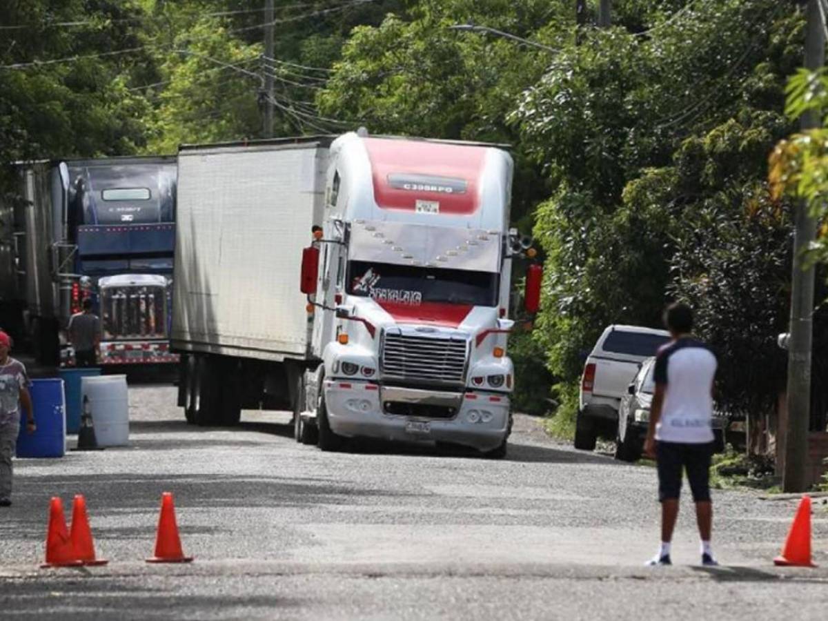 Retrasos en fronteras por visado entre Honduras y Costa Rica