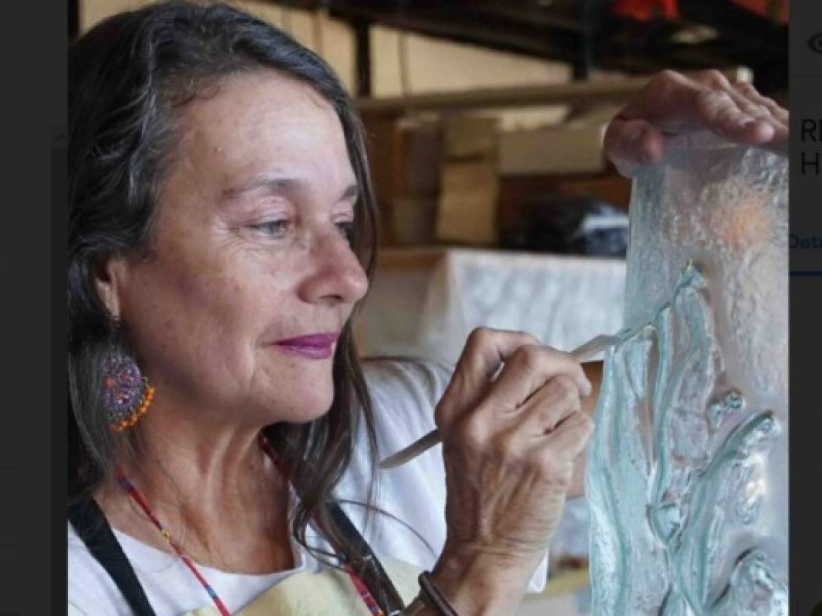 Regina Aguilar, artista del vidrio y la montaña de Honduras