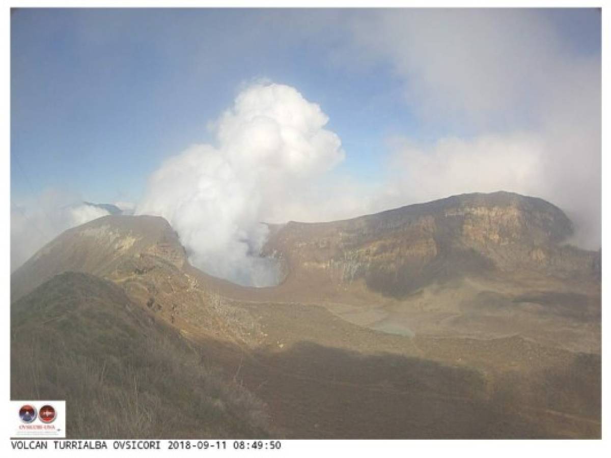 Costa Rica: Incrementa actividad del volcán Turrialba