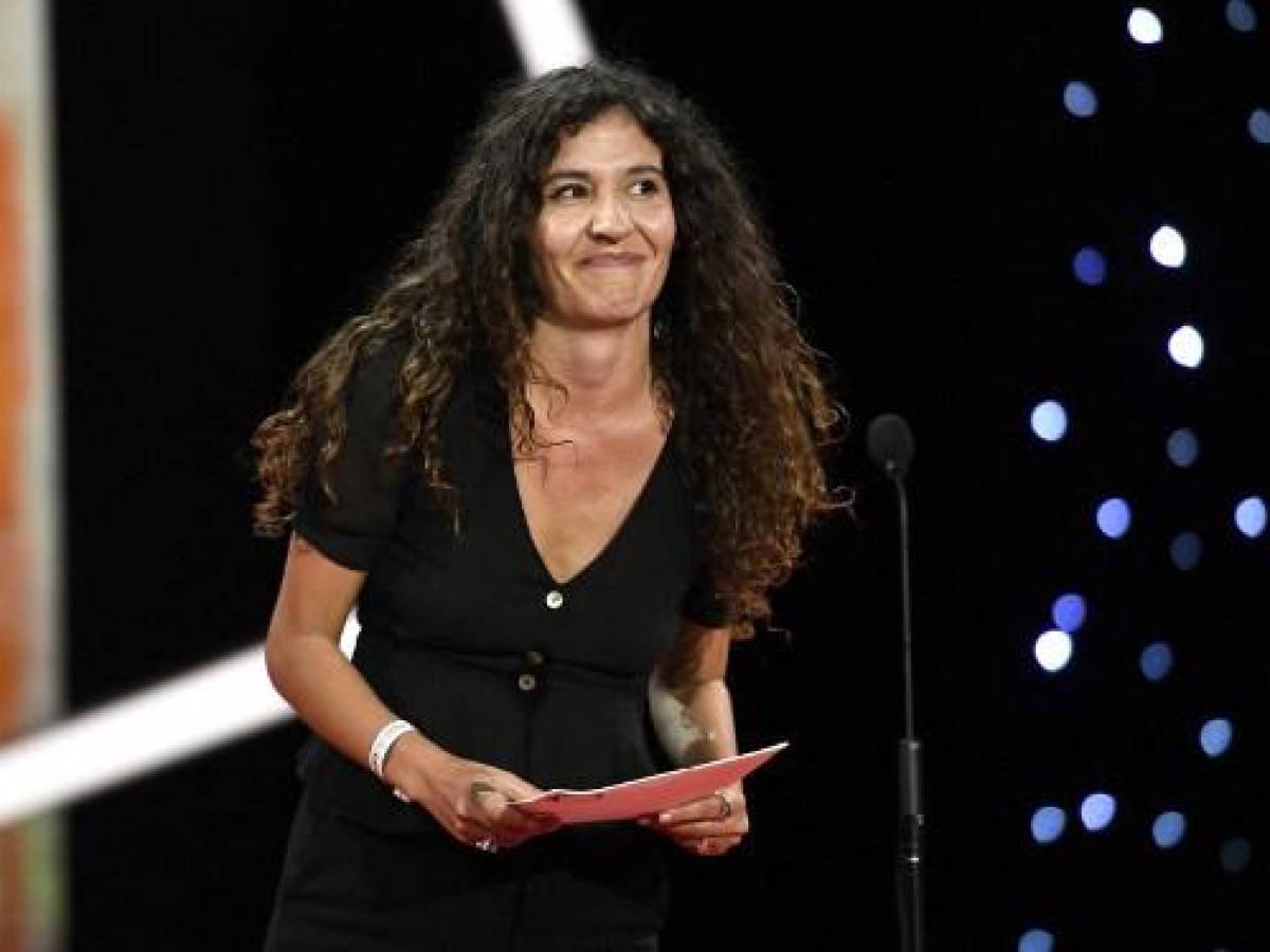 Directora Valentina Maurel gana premio por mejor cinta latinoamericana en Festival de San Sebastián