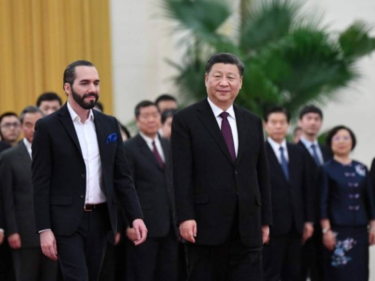 Xi Jinping pide 'elevar' relaciones entre China y El Salvador al más alto nivel