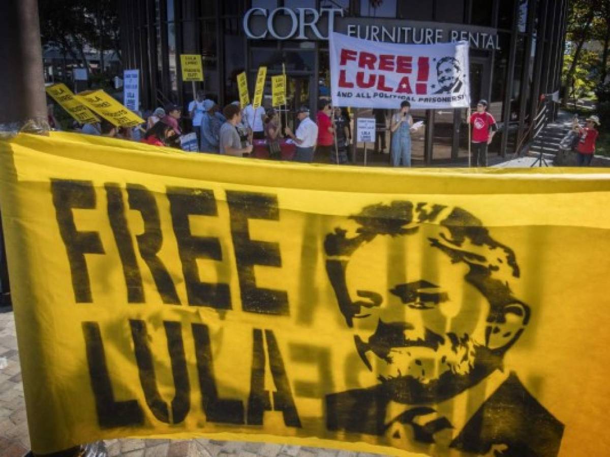 Corte Suprema de Brasil discute caso que puede liberar al expresidente Lula