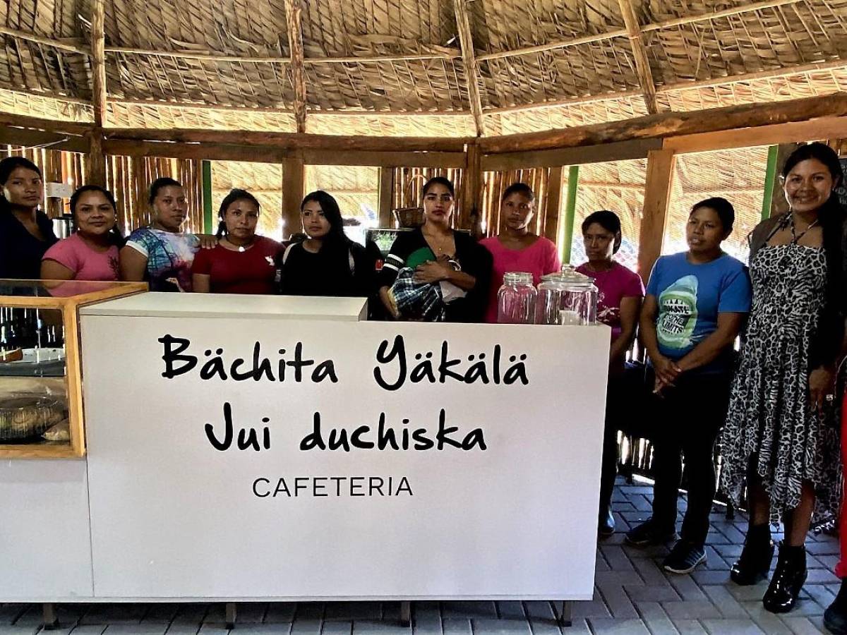 Comunidad indígena en Costa Rica progresa con su primera cafetería liderada por mujeres