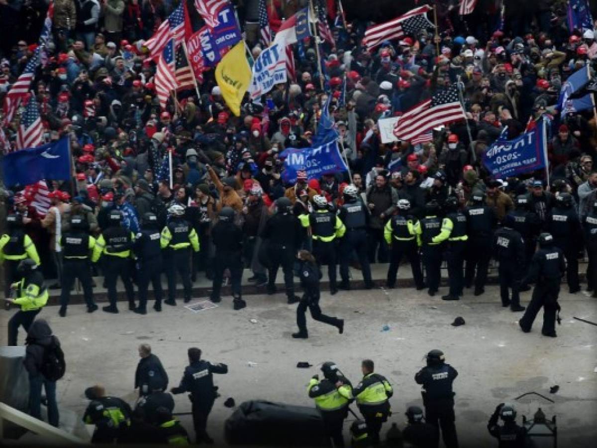 EEUU: Simpatizantes de Donald Trump irrumpen en el Capitolio