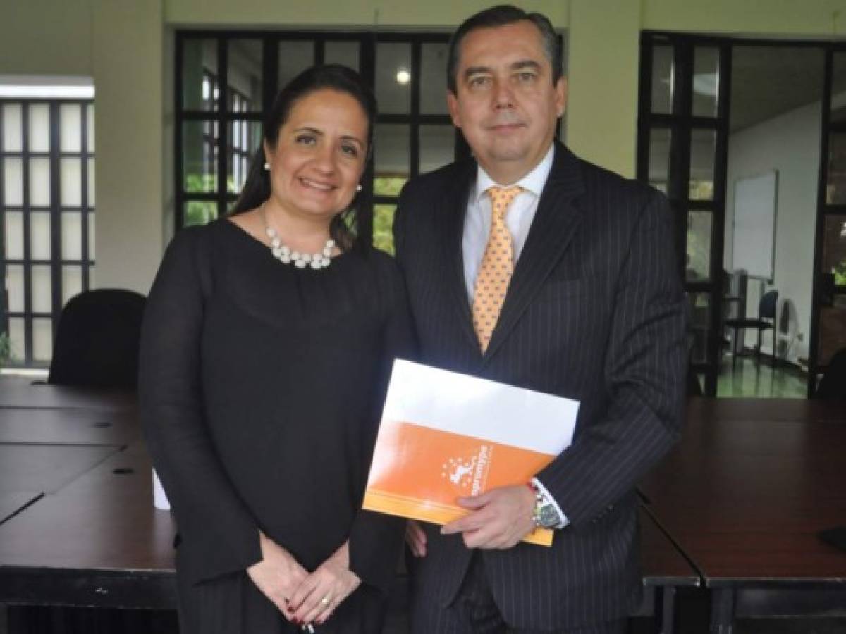 EyN Emprendedores y Cenpromype firman alianza estratégica