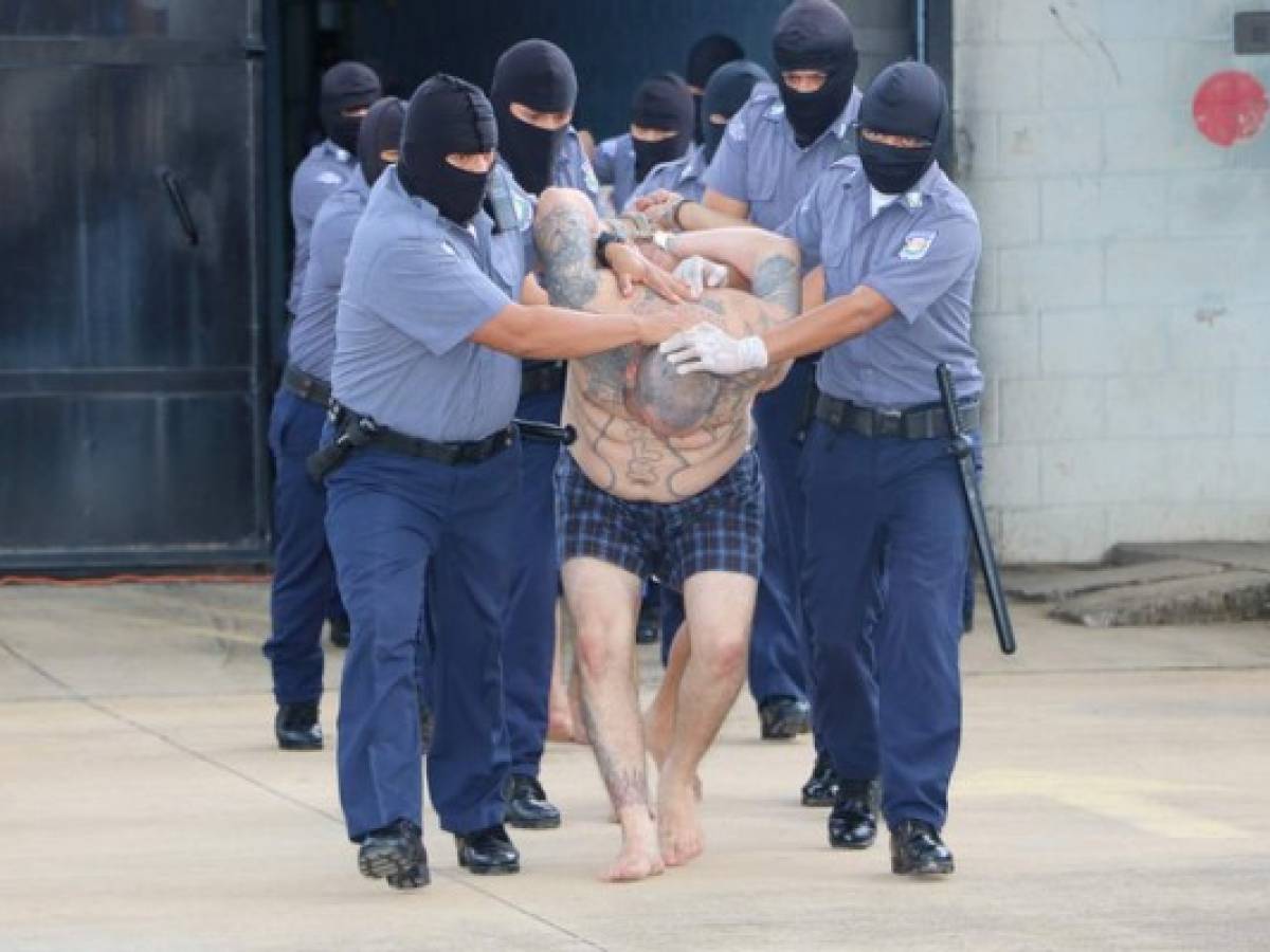 El Salvador clasifica a pandilleros encarcelados según su peligrosidad