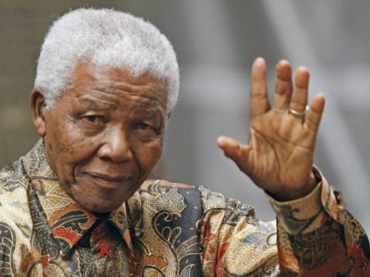 Mandela ingresa en un hospital en estado 'grave pero estable'