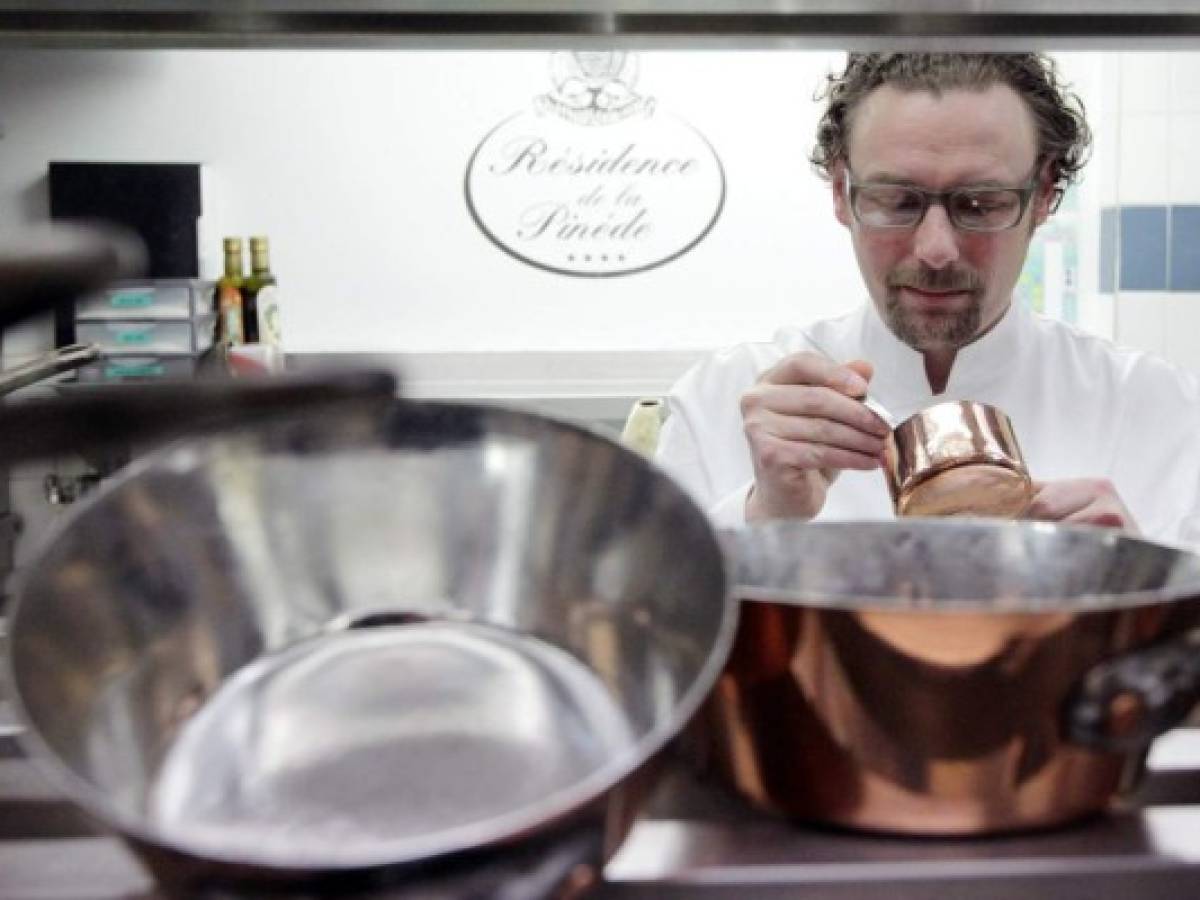 Chef que cocina para líderes mundiales es reconocido como el mejor del año en Francia