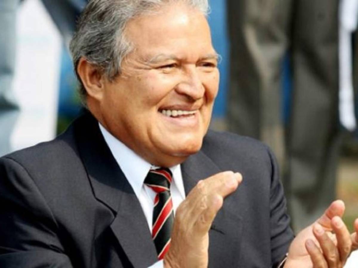 Sánchez Cerén acusa a CSJ de ir contra integración