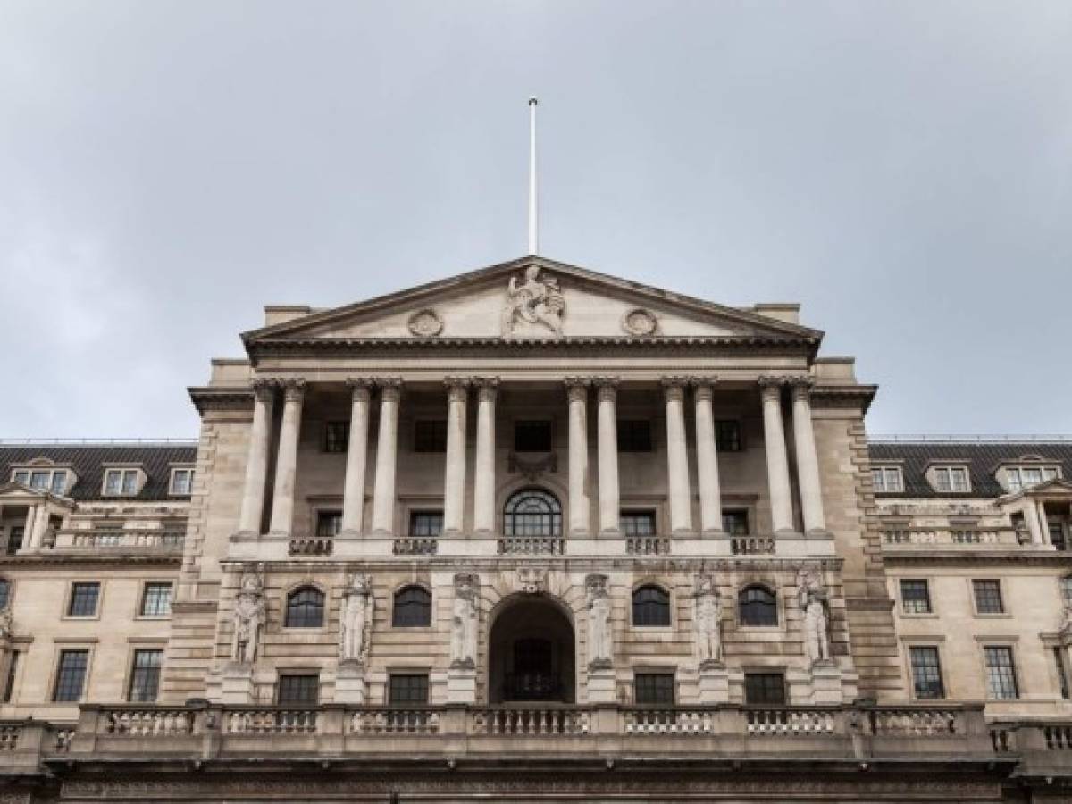 Banco de Inglaterra: empiezan a materializarse riesgos del Brexit