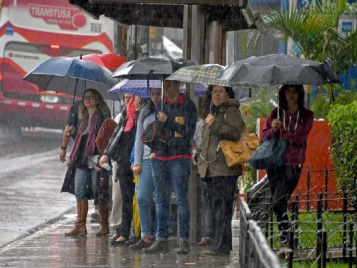 Costa Rica decreta tres días de duelo tras paso de tormenta tropical