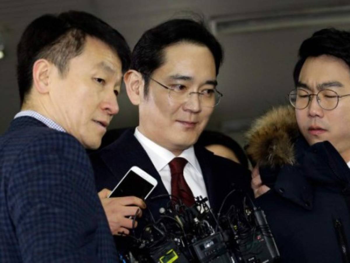 Corea del Sur: Giran orden de arresto contra heredero de Samsung