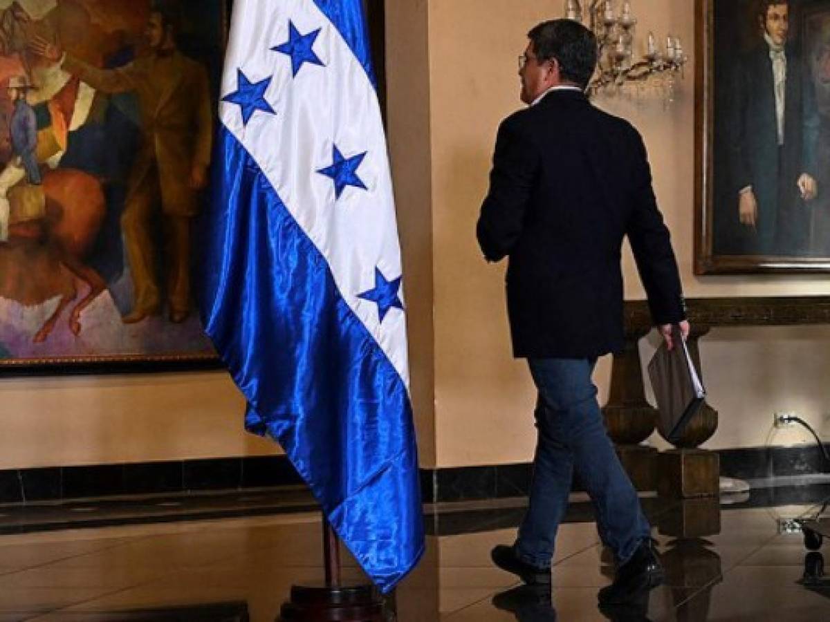 Grupos civiles piden renuncia de presidente de Honduras señalado de narcotráfico