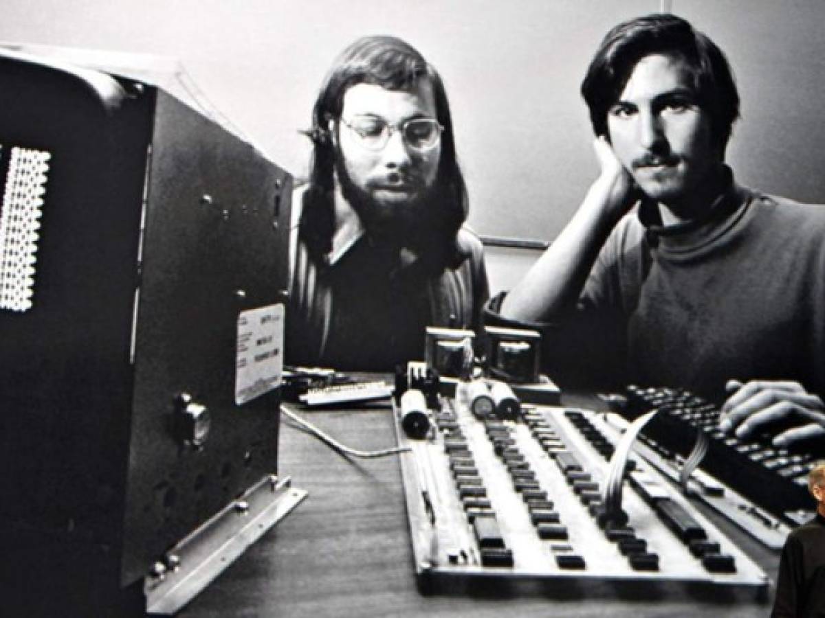 EN FOTOS: 8 lecciones de liderazgo de Steve Jobs