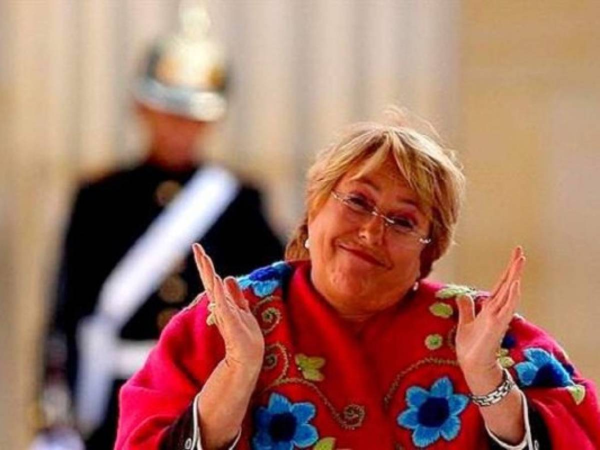 Bachelet impactada por 'tráfico de influencias'